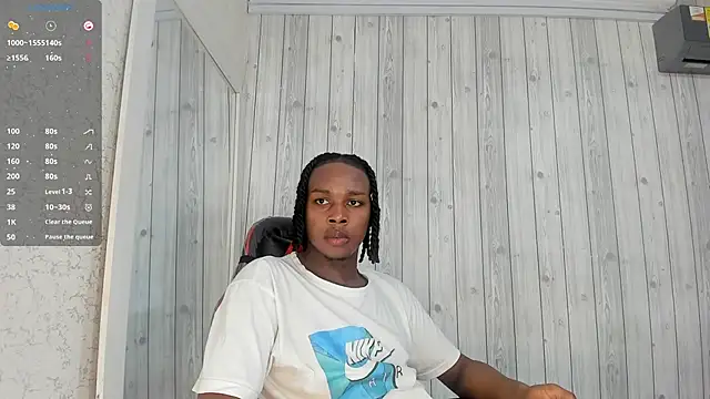 Snapshot of DominicSccott chatting on February 26, 12:36 pm DominicSccott online show from February 26, 12:36 pm