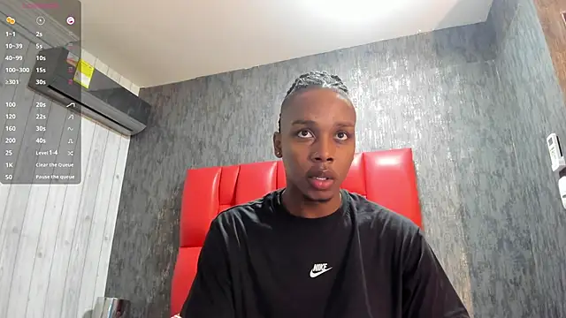 Snapshot of DominicSccott chatting on March 2, 12:01 pm DominicSccott online show from March 2, 12:01 pm