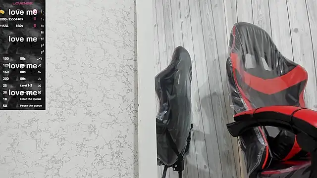 Snapshot of DominicSccott chatting on March 6, 12:52 pm DominicSccott online show from March 6, 12:52 pm