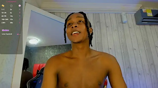 Snapshot of DominicSccott chatting on September 9, 12:48 pm DominicSccott online show from September 9, 12:48 pm