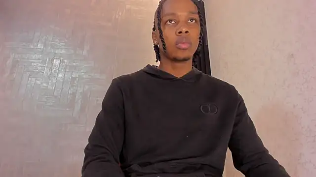 Snapshot of DominicSccott chatting on October 13, 1:11 pm DominicSccott online show from October 13, 1:11 pm