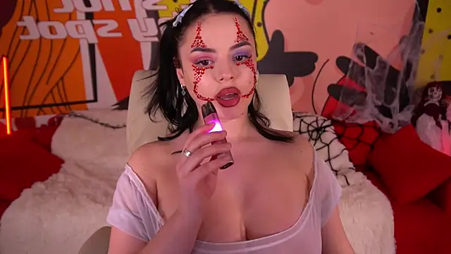 Daenerys Daenn online show from October 31, 10:49 am