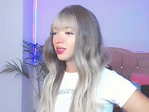 Tanedra collings online show from January 12, 3:17 am