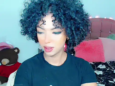 Tanedra collings online show from March 18, 3:20 am