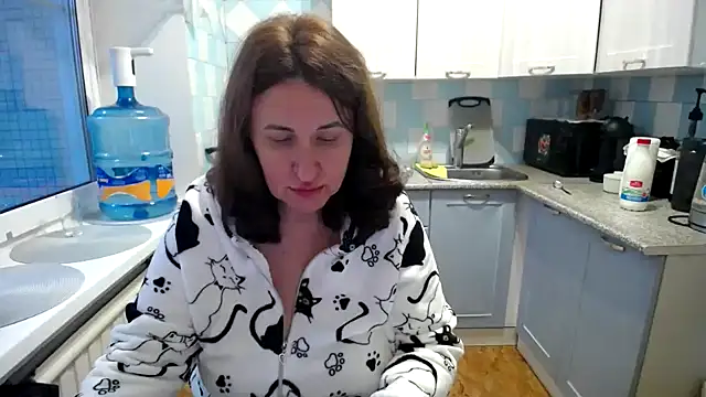 Snapshot of DonnaMagdalena chatting on December 11, 6:36 am DonnaMagdalena online show from December 11, 6:36 am