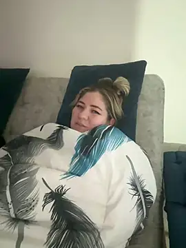 Celestedubois online show from December 27, 6:14 am