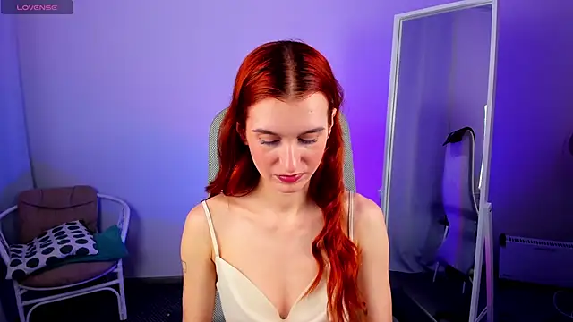 Snapshot of Sally_Biscuit chatting on January 10, 1:20 pm Sally Biscuit online show from January 10, 1:20 pm