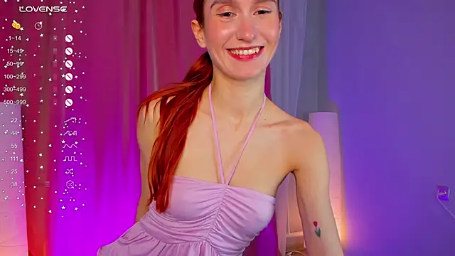 Snapshot of Sally_Biscuit chatting on January 18, 1:08 pm Sally Biscuit online show from January 18, 1:08 pm