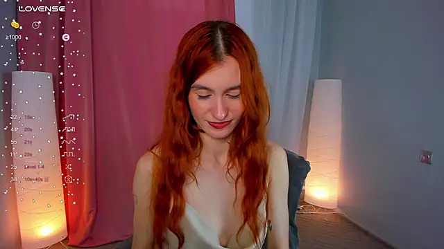 Snapshot of Sally_Biscuit chatting on March 15, 1:40 pm Sally Biscuit online show from March 15, 1:40 pm