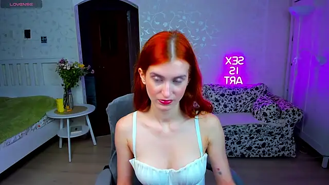 Snapshot of Sally_Biscuit chatting on September 20, 12:06 pm Sally Biscuit online show from September 20, 12:06 pm