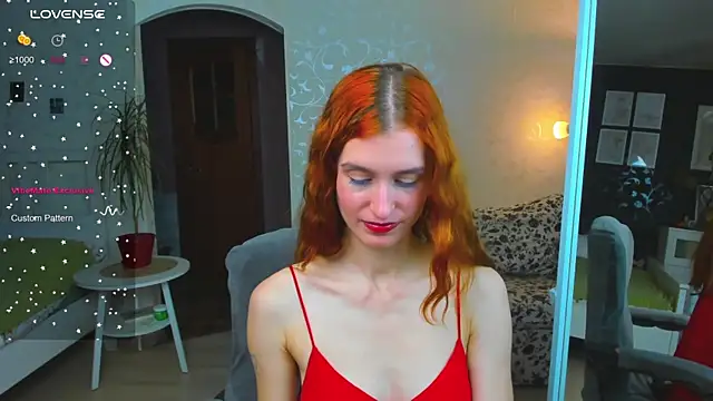 Snapshot of Sally_Biscuit chatting on October 9, 10:35 am Sally Biscuit online show from October 9, 10:35 am