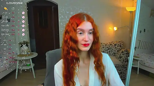 Snapshot of Sally_Biscuit chatting on November 6, 12:28 pm Sally Biscuit online show from November 6, 12:28 pm