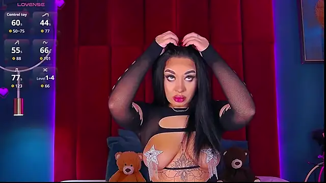 MadyLuxxx online show from October 8, 7:00 pm