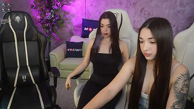 Jasmine Flow online show from December 26, 3:42 pm