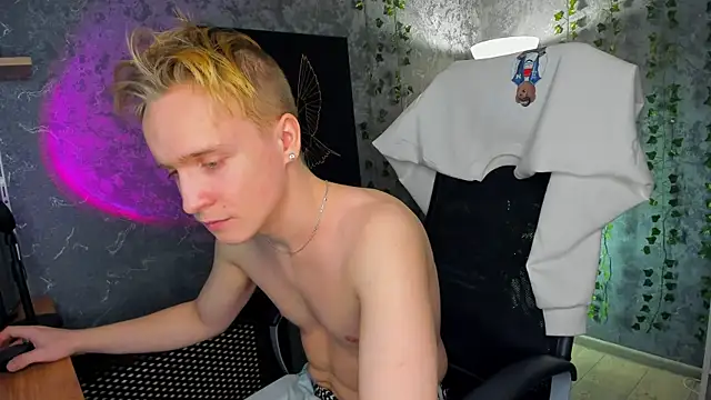 Snapshot of AlexxSweet chatting on January 24, 8:55 am AlexxSweet online show from January 24, 8:55 am