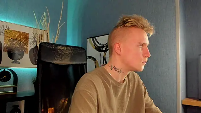 Snapshot of AlexxSweet chatting on March 8, 6:58 pm AlexxSweet online show from March 8, 6:58 pm