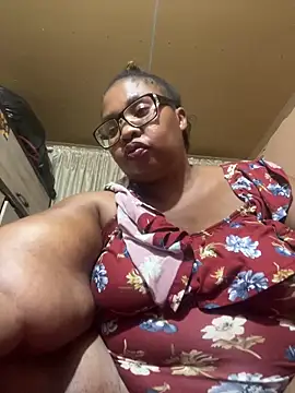 ZOQULUx online show from March 13, 7:50 pm