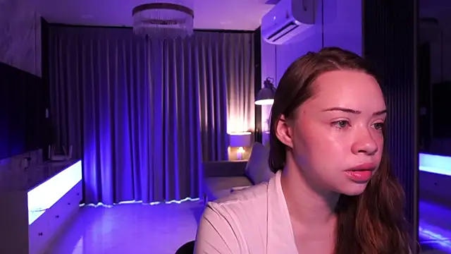 VixenMia online show from October 1, 2:39 am