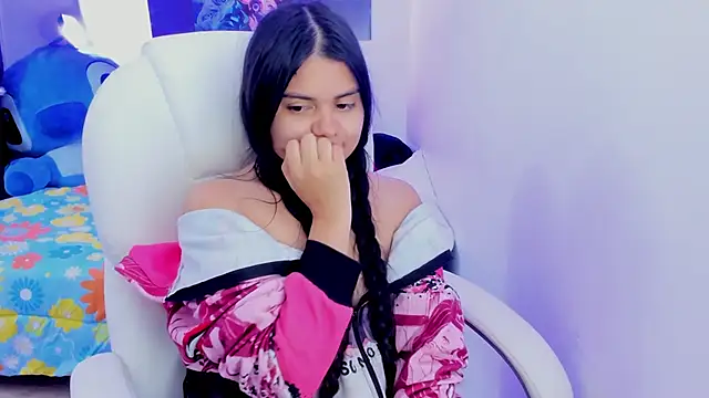 esmeralda112 online show from February 22, 3:56 am