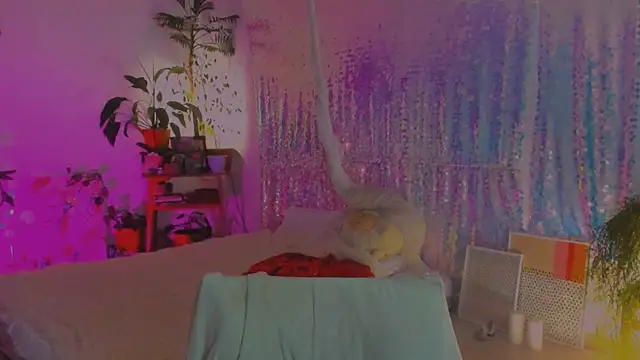 poli   online show from December 14, 2:31 pm