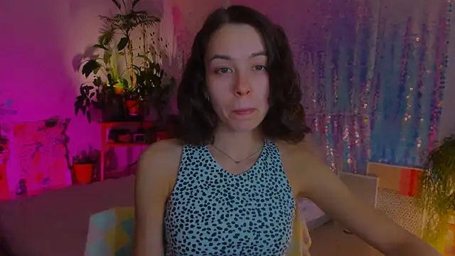 poli   online show from December 23, 9:29 pm