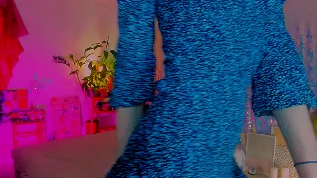 poli   online show from February 28, 6:09 pm