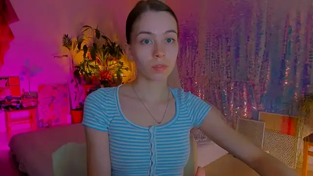 poli   online show from March 3, 9:37 pm