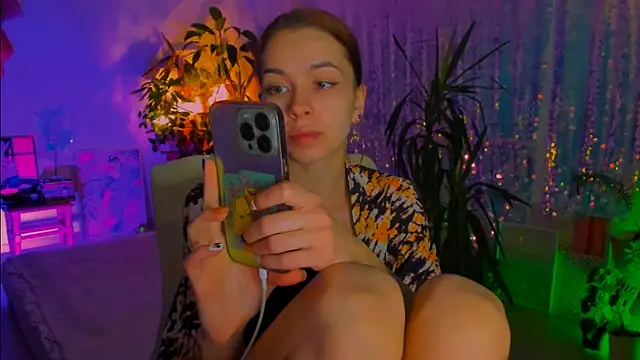 poli   online show from November 15, 8:16 pm