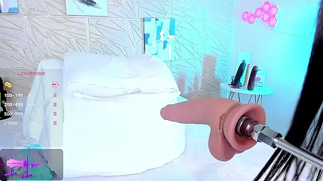 miss lori  online show from March 5, 8:21 pm