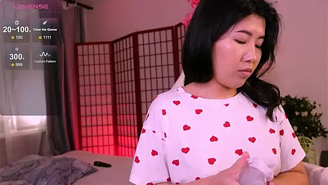 Wendy  Hills online show from September 13, 6:02 am