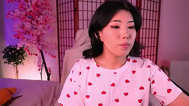 Wendy  Hills online show from September 19, 5:42 am