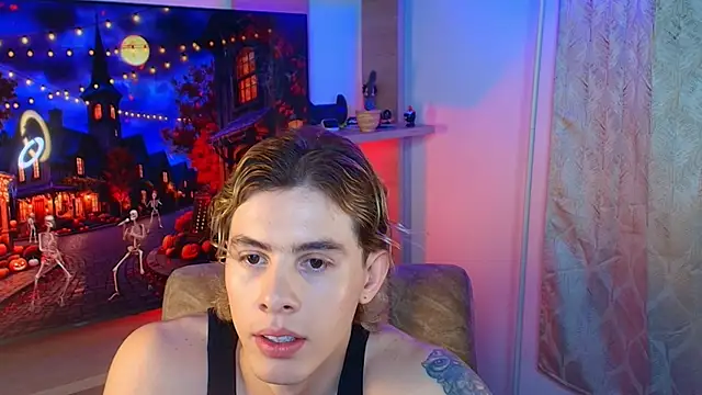 Snapshot of dimitri_tv chatting on October 10, 1:15 am dimitri tv online show from October 10, 1:15 am