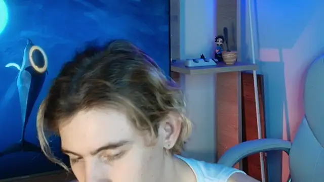 Snapshot of dimitri_tv chatting on November 22, 9:03 pm dimitri tv online show from November 22, 9:03 pm