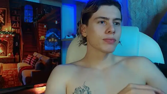 Snapshot of dimitri_tv chatting on December 15, 6:23 pm dimitri tv online show from December 15, 6:23 pm