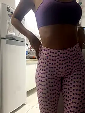 Snapshot of Gipoltergeist chatting on December 3, 1:08 am Gipoltergeist online show from December 3, 1:08 am