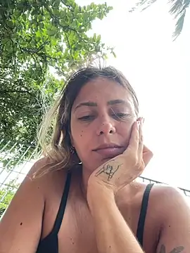 Snapshot of Gipoltergeist chatting on January 28, 3:46 pm Gipoltergeist online show from January 28, 3:46 pm