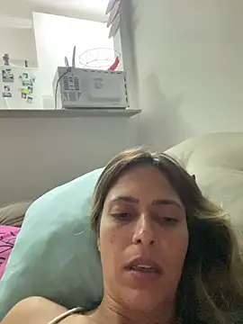 Snapshot of Gipoltergeist chatting on March 6, 3:46 am Gipoltergeist online show from March 6, 3:46 am