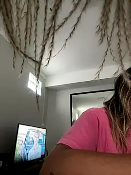 Snapshot of Gipoltergeist chatting on September 17, 4:08 pm Gipoltergeist online show from September 17, 4:08 pm