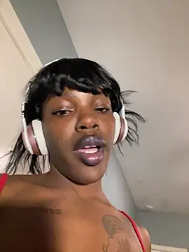 wishwashhy22 online show from February 16, 5:15 am