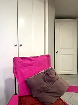 wishwashhy22 online show from October 9, 6:28 pm