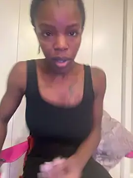 wishwashhy22 online show from October 15, 2:50 pm