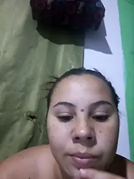 Snapshot of sexy_couple29 chatting on November 27, 3:52 am sexy couple29 online show from November 27, 3:52 am