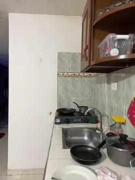 andrewmhilton  online show from February 25, 2:47 am