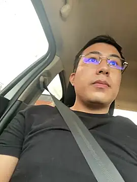 andrewmhilton  online show from March 20, 3:47 pm