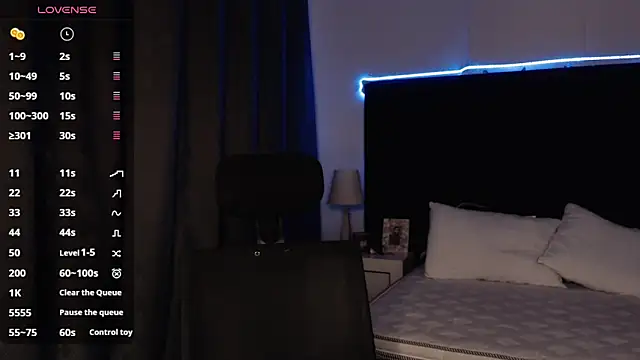 andrewmhilton  online show from October 3, 5:15 am