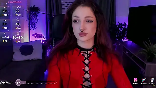 BratzieDarsie online show from December 13, 9:02 am