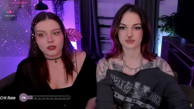 BratzieDarsie online show from March 14, 11:45 am