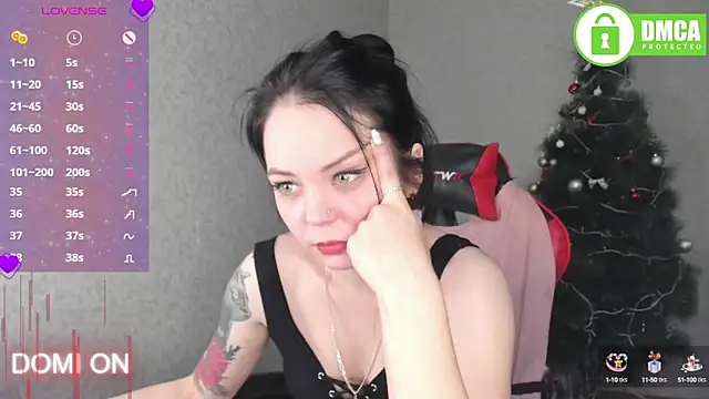 AnnyHoney  online show from December 13, 11:39 pm