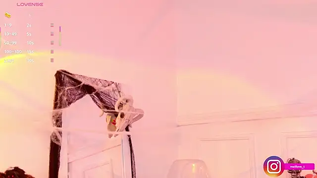 Mely-taylor online show from October 11, 9:57 pm