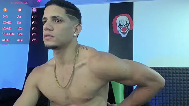 jhonnysnow17 online show from February 12, 6:19 am